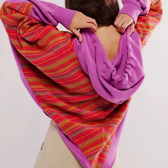 Free People Sweatshirt Poncho Hoodie Boho SZ XS/S Oversized NWOT - Picture 2 of 8
